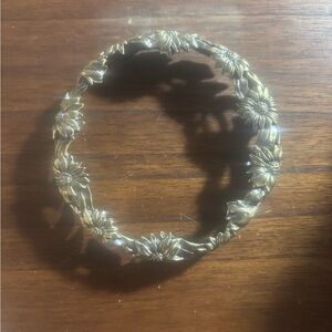 Yankee candle sunflower candle topper, brass colored